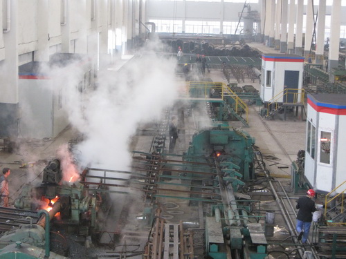 湘潭无缝钢管厂家生产车间